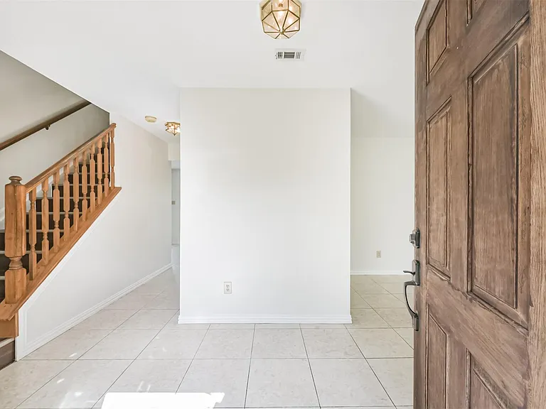7063 River Garden Dr — Photo 5