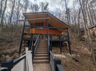 1424 School Rd HOUSE GAP, Sevierville, TN 37876