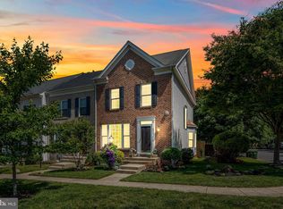 8956 Benchmark Ln, Bristow, VA 20136