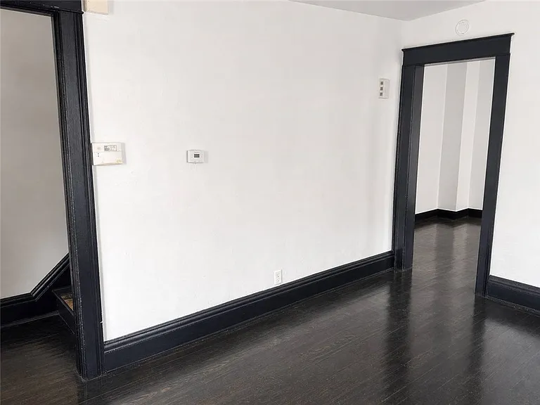 50 Winterroth St — Photo 5
