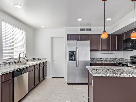 5th image of 6749 N 77th Ave