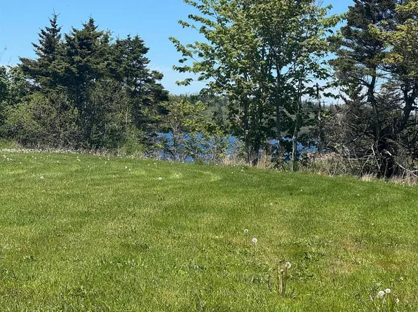 Highway 1, Dayton, NS B5A 5A2
