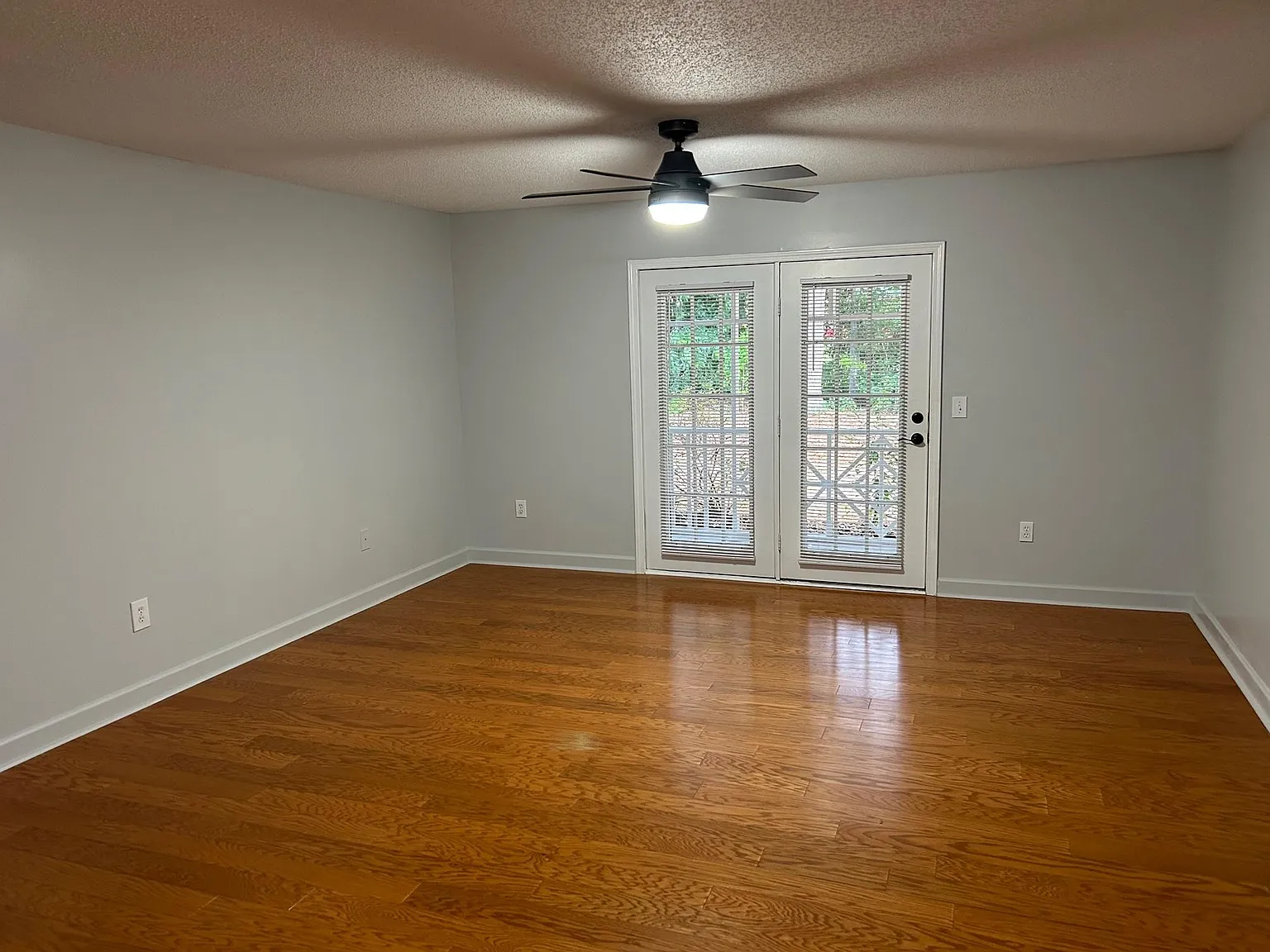 2 bed, 1125 sqft, $1,275 — Photo 3