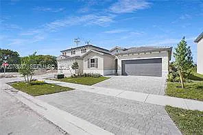 4 bed, 3.0 bath, $4,300 — Photo 1