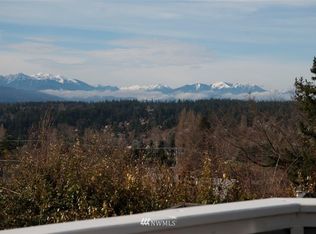 761 Chestnut Ct, Pt Townsend, WA 98368