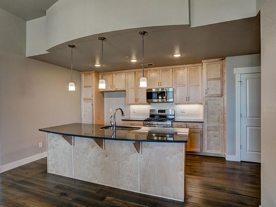2 Bedroom