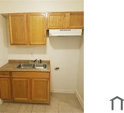 1 bed, $825 — Photo 3