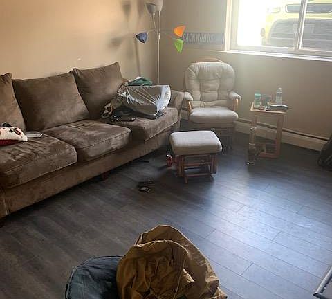 3rd image of 517 Hawley St APT 1