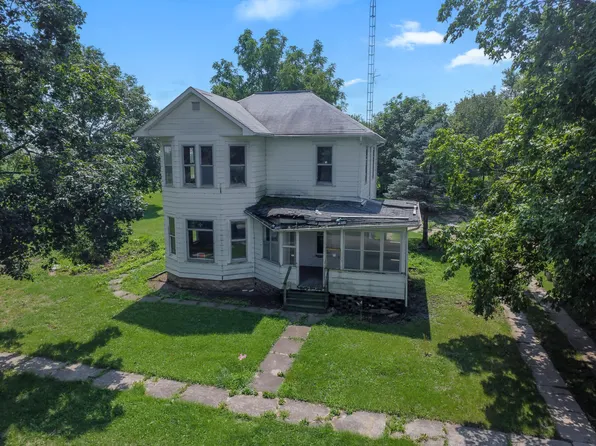 212 E Yates St, Cropsey, IL 61731