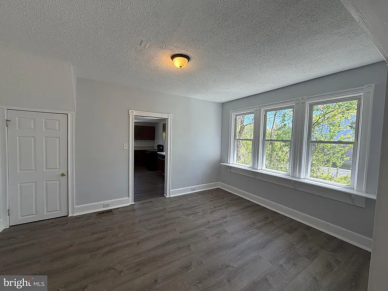 705 W White Horse Pike — Photo 5