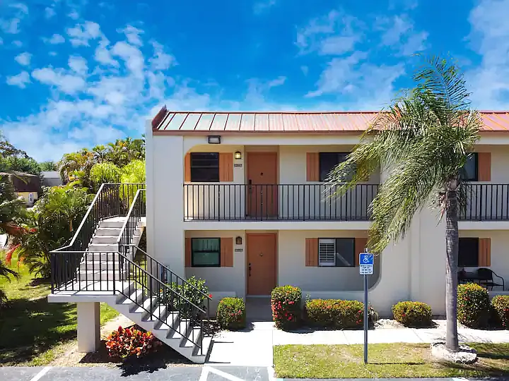 16341 Dublin Cir #201 — Photo 16