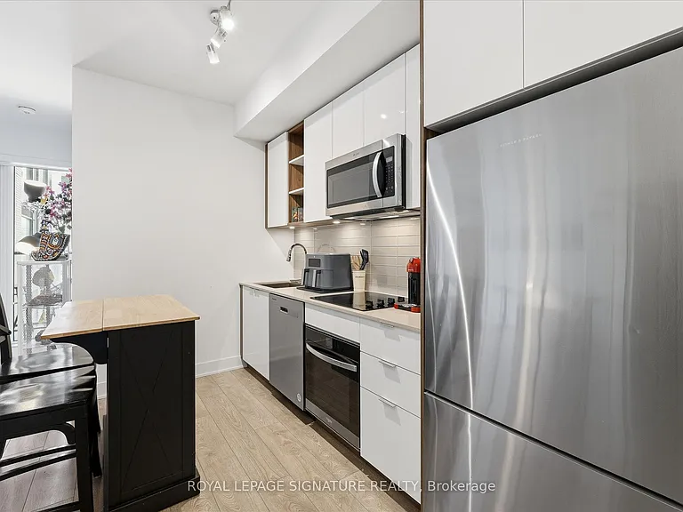 543 Richmond St W #415 — Photo 9
