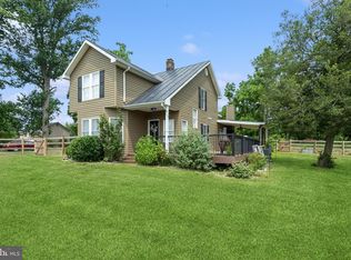 10330 Rogues Rd, Midland, VA 22728