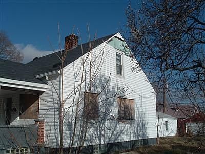 3rd image of 430 Adelite Ave
