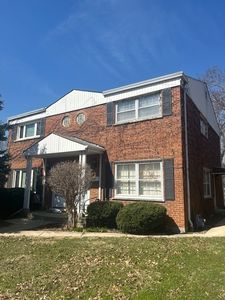 108 E Burlington St APT B, Riverside, IL, 60546
