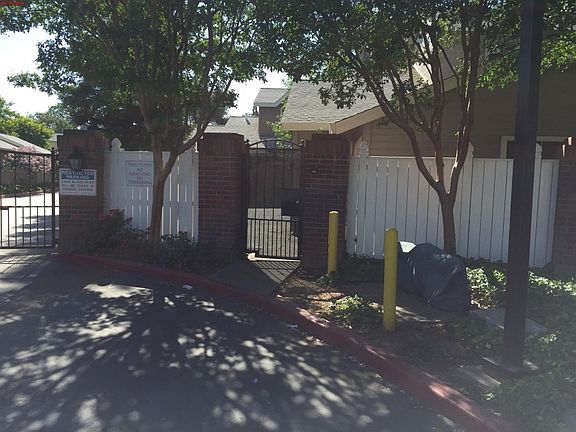 5th image of 4822 Courtland Ln