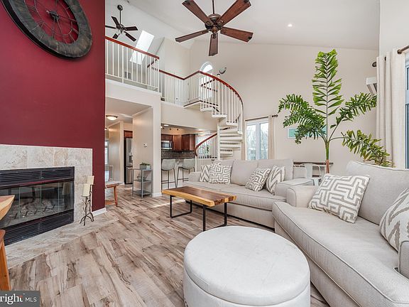 2nd image of 1119 Lake Heron Dr APT 3B