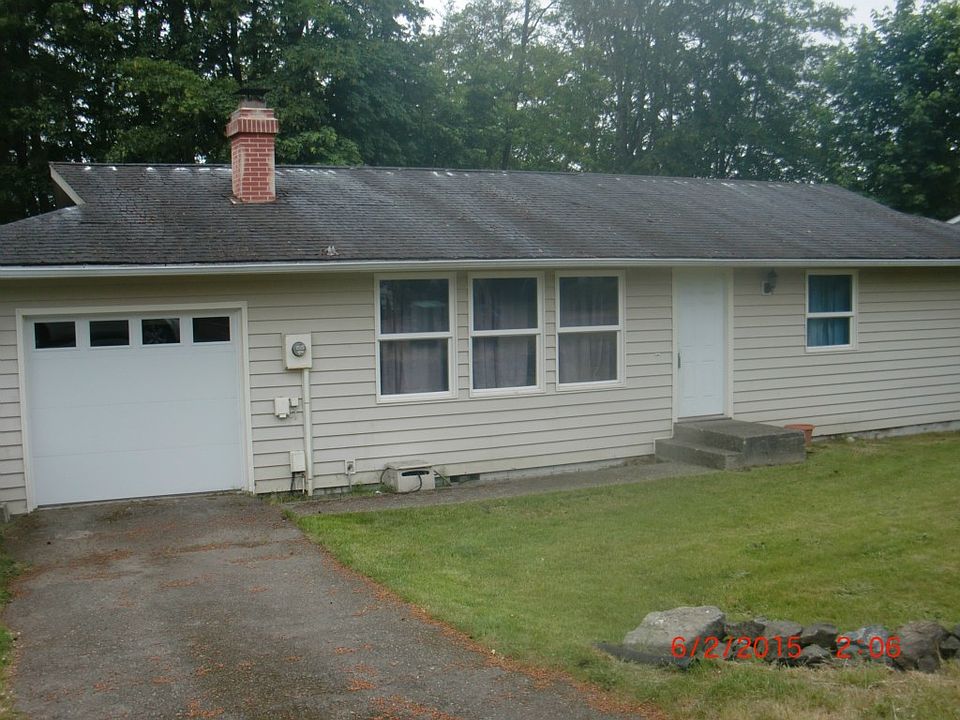 1st image of 3130 Hoover Ave SE