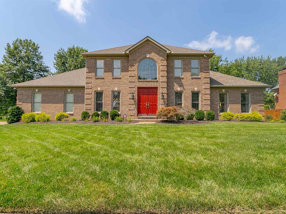 1st image of 3355 Woodview Dr