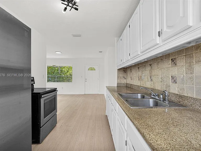 153 NW 42nd St #1 — Photo 10