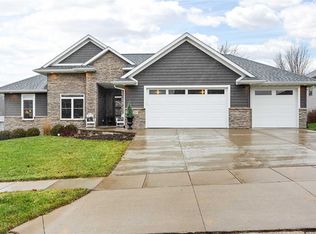 349 Boyd Ct, Iowa City, IA 52245