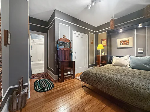 1613 Harvard St NW #4 Photo 1