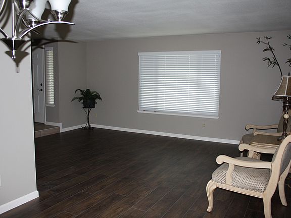 5th image of 8135 Austell Way
