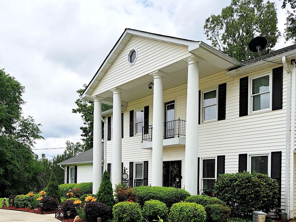 1st image of 2811 Ike Stone Rd