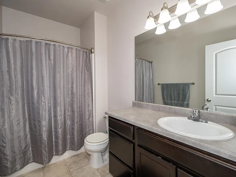 127 E Jordan Ridge Blvd #409 — Photo 6