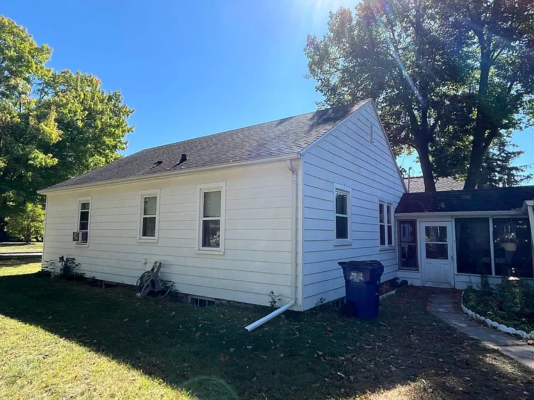 2204 Midway Blvd — Photo 13