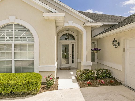 2nd image of 320 Lauden Ct