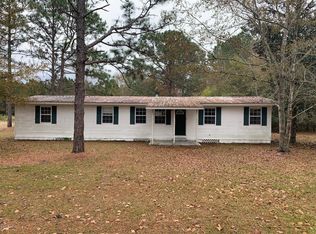 194 George Wise Rd, Carriere, MS 39426