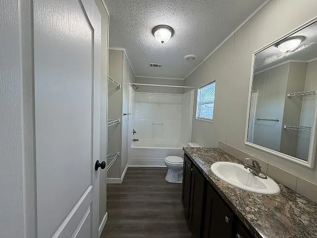 1853 Marquette Ave #206 — Photo 8