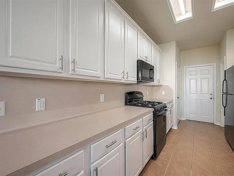 14330 Fairbuff Ln — Photo 13