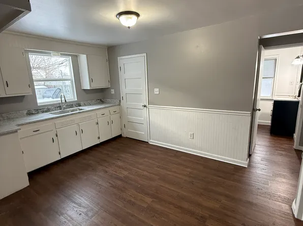 11491 Dodge Ave, Warren, MI 48089