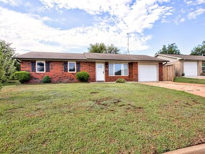 609 Lisa Ln, Waukomis, OK, 73773