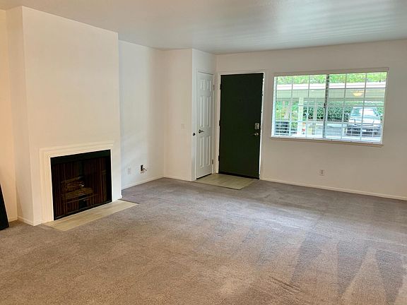 2nd image of 7606 Hollister Ave Unit 211