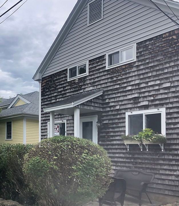 17 Park Ridge Ave, Rye NH