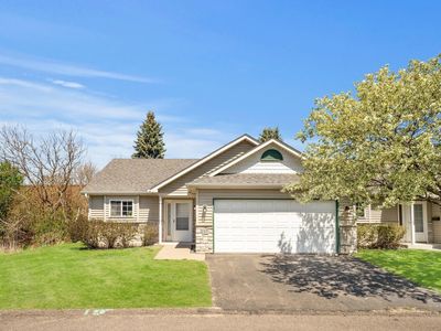 989 County Road D E, Vadnais Heights, MN, 55109