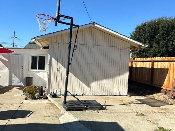 524 Sycamore Ave, Hayward, CA 94544