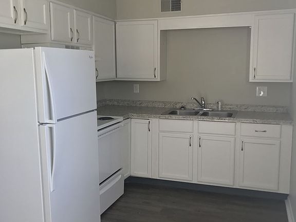 3rd image of 4560 Winthrop Ave APT 1