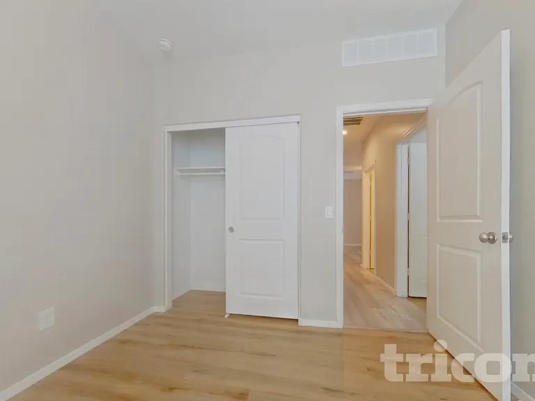31062 W Mulberry Dr — Photo 11