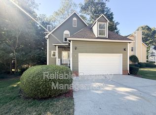 4900 Willow Tree Ln, Clayton, NC 27520