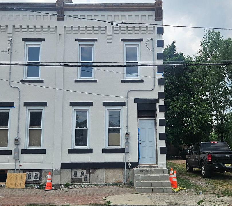 1st image of 111 Chambers St