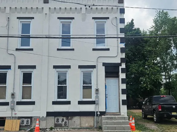 111 Chambers St, Trenton, NJ 08609