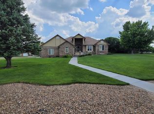 108 Winchester Ave, Garden City, KS 67846