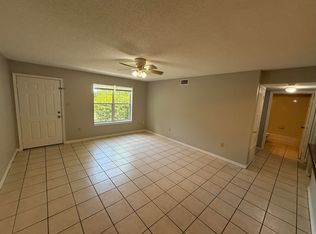 6828 Hunt St #B, Milton, FL 32570