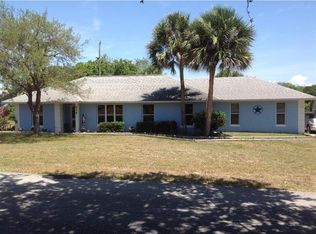 214 15th St SW, Vero Beach, FL 32962