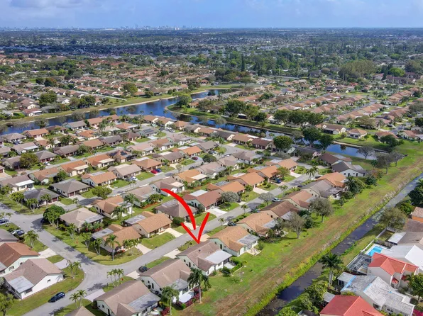 6263 Tall Cypress Circle, Greenacres, FL 33463