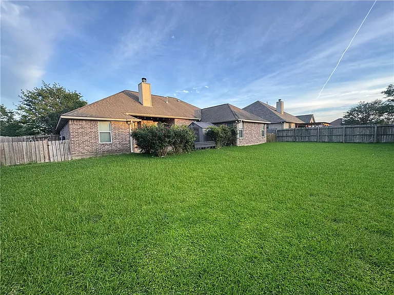 2703 Colony Glen Dr — Photo 20